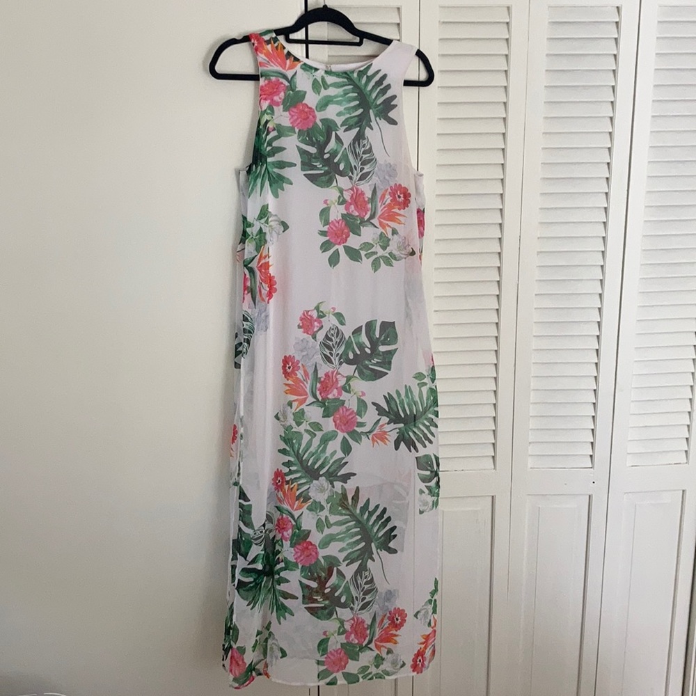 Vince Camuto white floral print dress